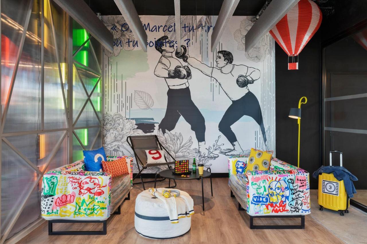Moxy Hotel
