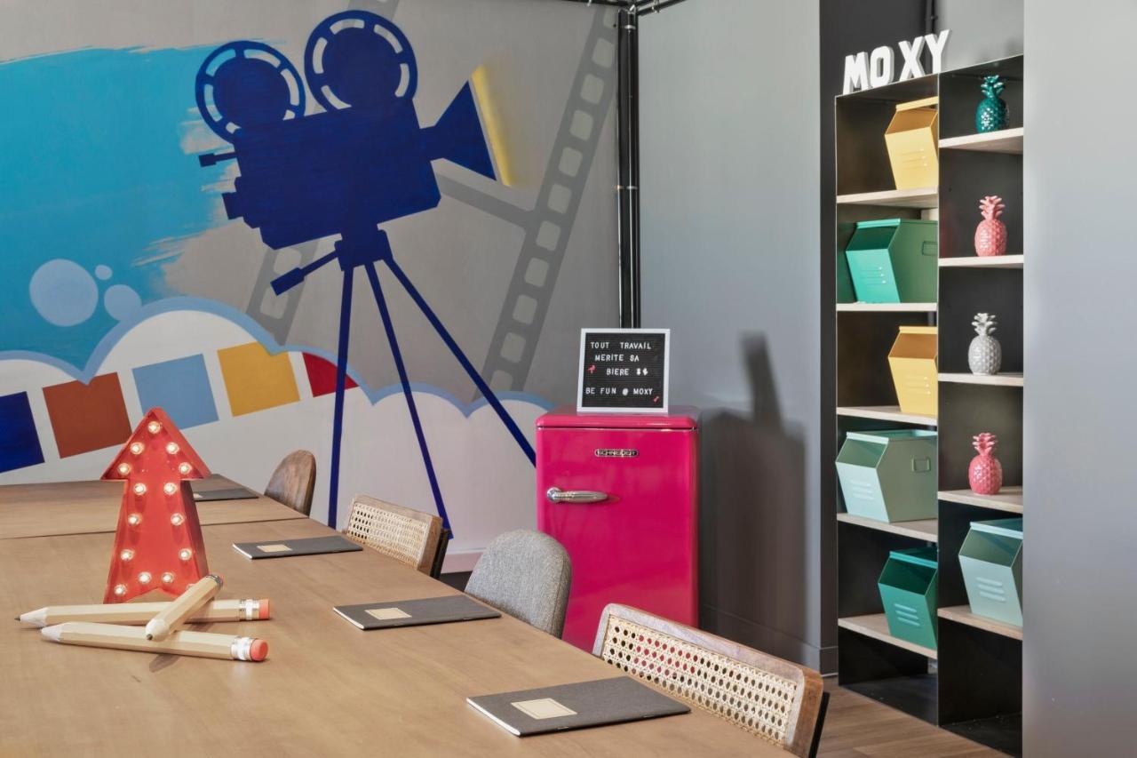 Moxy Hotel 3*